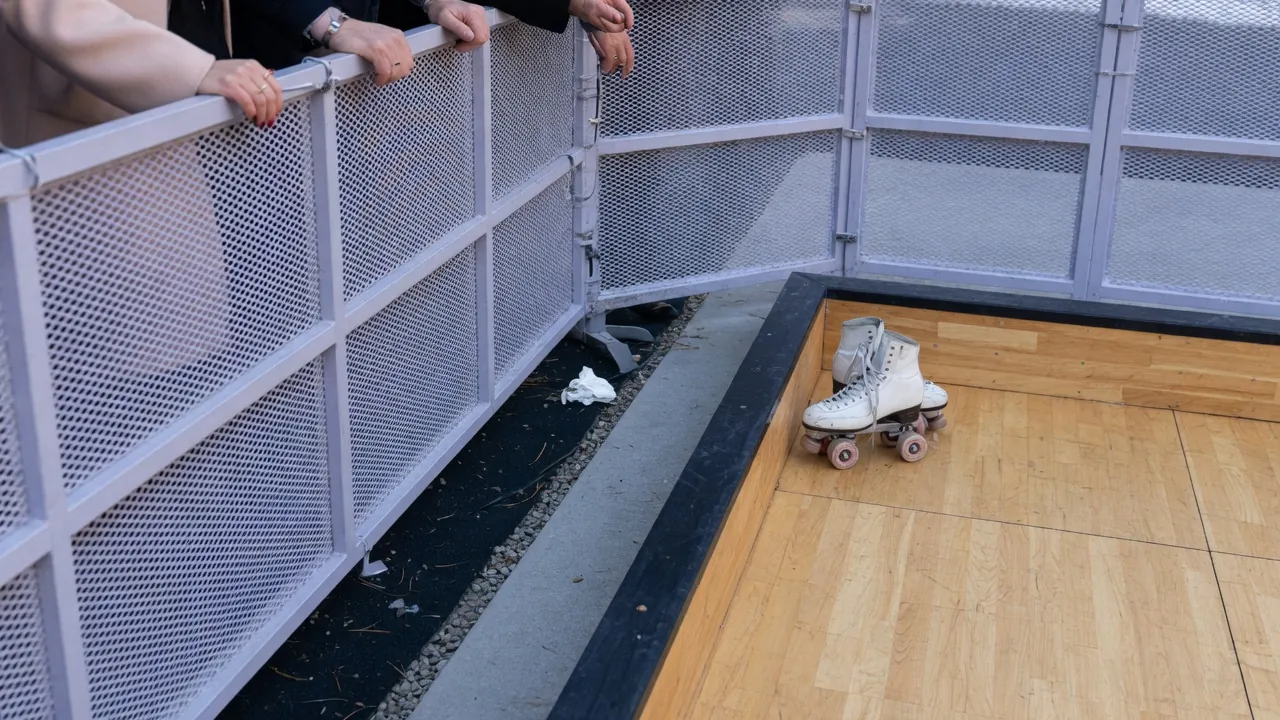 Editorial photo of event fencing on a Poughkeepsie-style pad; not a specific venue