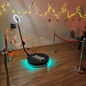 Photo booths and 360 video for corporate events