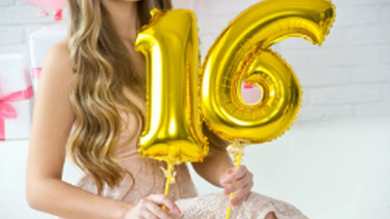 Sweet sixteen party rentals with photo booths and guest activities